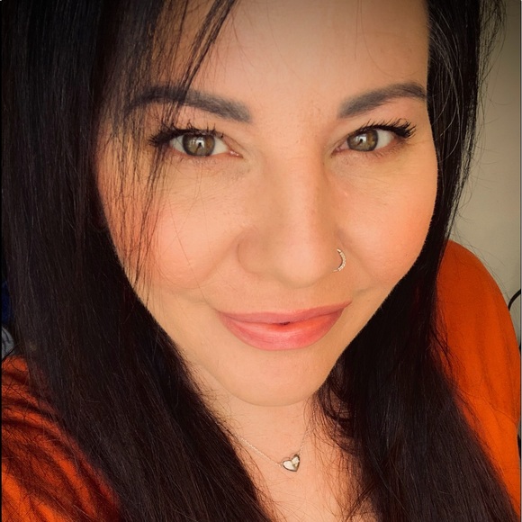 Meet your Posher, Ali - Picture 1 of 1